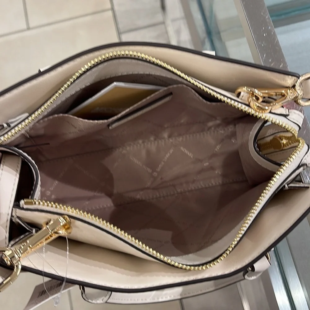 Michael Kors Sheila Small Center Zip Satchel Shoulder Crossbody Bag Non Leather